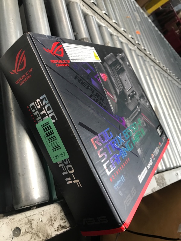 Photo 1 of ASUS ROG Strix B550-F Gaming WiFi II AMD Socket AM4 ATX DDR4 Motherboard