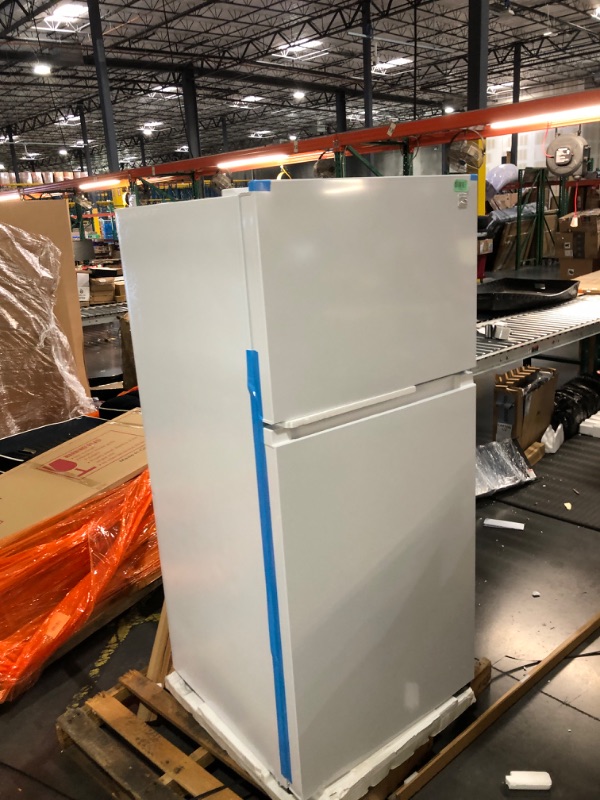 Photo 1 of ****BRAND NEW UNBOXED FOR INSPECTION*****Kenmore 46-62312 30" Top Mount Refrigerator with Freezer - Adjustable Shelving, Humidity-Controlled Crispers, Optional Ice Maker, LED Lighting, ENERGY STAR Certified, 18.2 cu. ft. Capacity - White