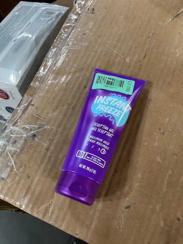 Photo 1 of ***MISSING PARTS***
Aussie Instant Freeze Sculpting Hair Gel, Maximum Hold, No Flaking, Long-Lasting, with Jojoba Oil, Sea Kelp, Australian Aloe, Frizz Control, Citrus Floral Scent, 7 Fl Oz Triple Pack