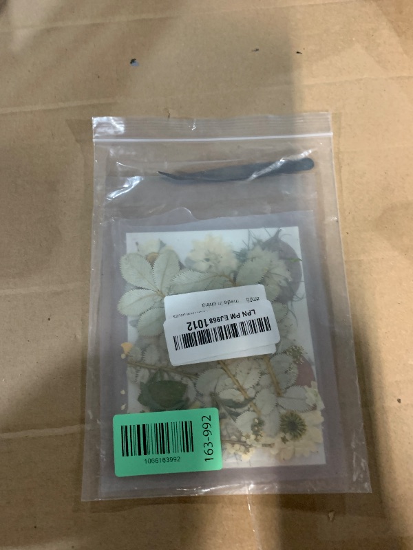 Photo 1 of ***MISSING PARTS***
148PCS Pink Dried Pressed Flowers with Butterfly Stickers - YouthBro Real Nature Flowers Craft Set for Resin Jewelry Candle Soap Vase Making Nail Card Scrapbook Art Floral Decors