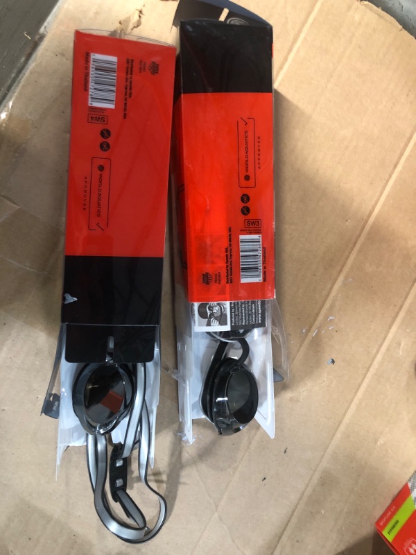 Photo 1 of (2 PAIRS) Adult Speedo Vanquisher 3.0 Mirrored Swim Goggles