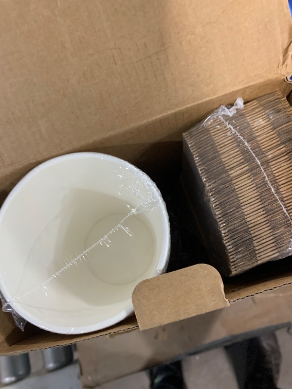 Photo 1 of  ***FACTORY SEALED*** RACETOP 12 oz 50 pack Disposable Paper Coffee Cups with Lids and Sleeves