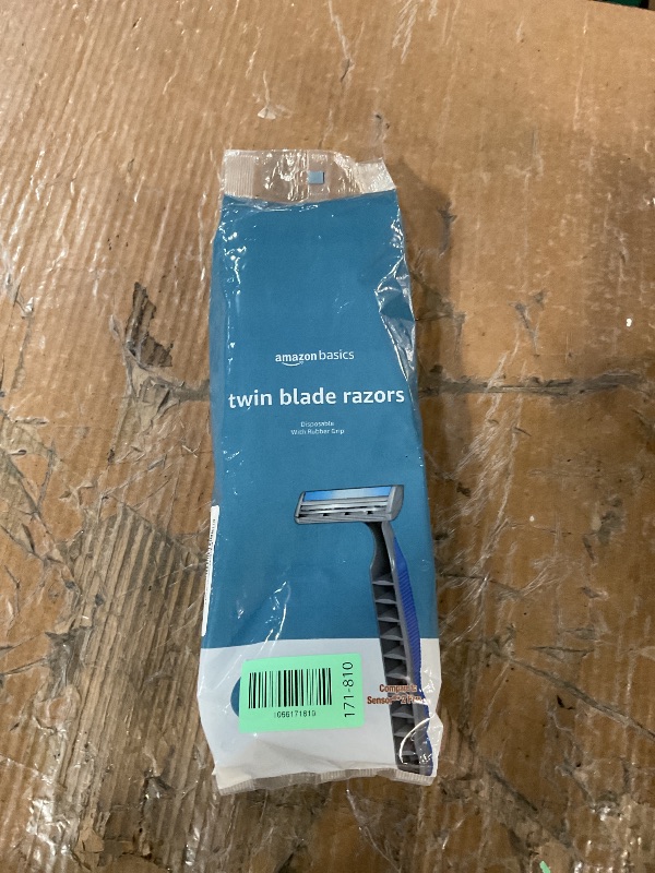 Photo 1 of * factory sealed *
Amazon Basics Twin Blade Pivoting Disposable Razors with Rubber Grip, 32 Count, 1-Pack (Previously Solimo)