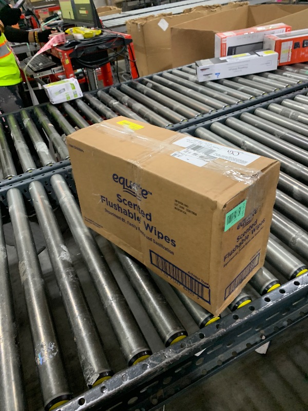 Photo 1 of (4 Pack) Equate Flushable Wet Wipes Fresh Scent 240 Wipes (5 Pack) Compare to Cottonelle®