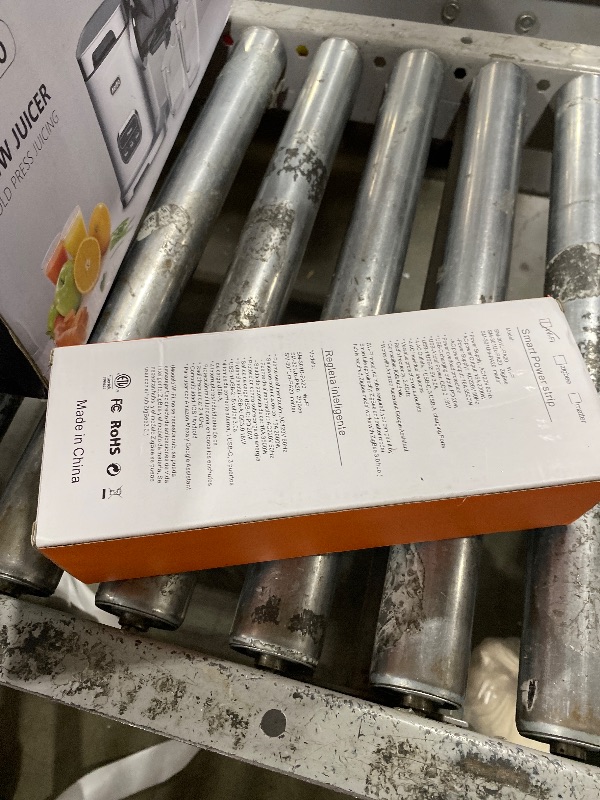 Photo 1 of *SEE NOTES** UseeLink Smart Power Strip, WiFi Flat Plug Strip with 4 Smart Outlets and 4 USB Ports(2A2C), 5 Feet Extension Cord Surge Protector, Only 2.4 GHz Wi-Fi, Compatible with Alexa and Google Home, White