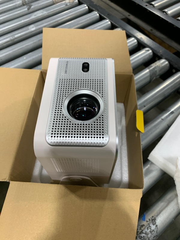 Photo 1 of Android 14 Mini Projector with 4K 8K Support, Smart Projector with Wifi6 and Bluetooth5.4, 600 ANSI, Auto Focus & Obstacle Avoidance 1080P Portable Movie Proyector for Home Outdoor, Magcubic HY350Max