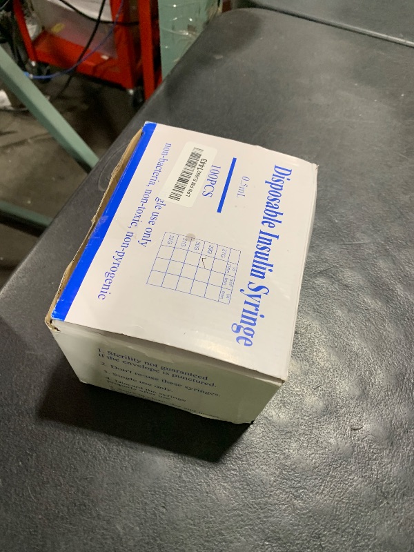 Photo 1 of 0.5ml Syringe with Cap, 29G 1/2" 13mm 1/2cc Syringes, Disposable Individual Package, Pack of 100