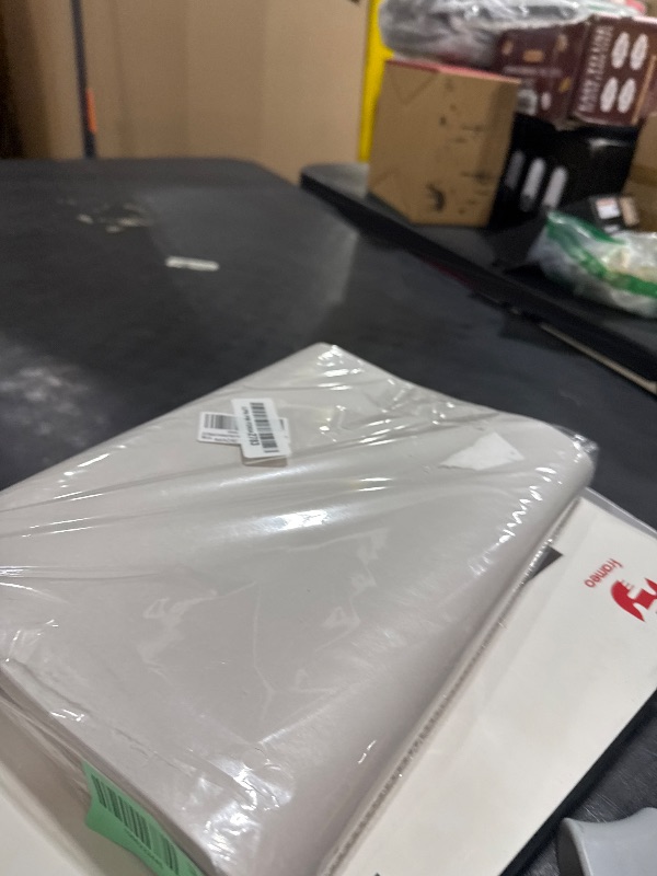 Photo 1 of 100 Sheets Packing Paper for Moving, Newsprint Paper for Packing Wrapping, Wrapping Paper for Packaging Glasses Dishes - Must Have Packing Supplies for Moving Box Filler(12 * 24in)