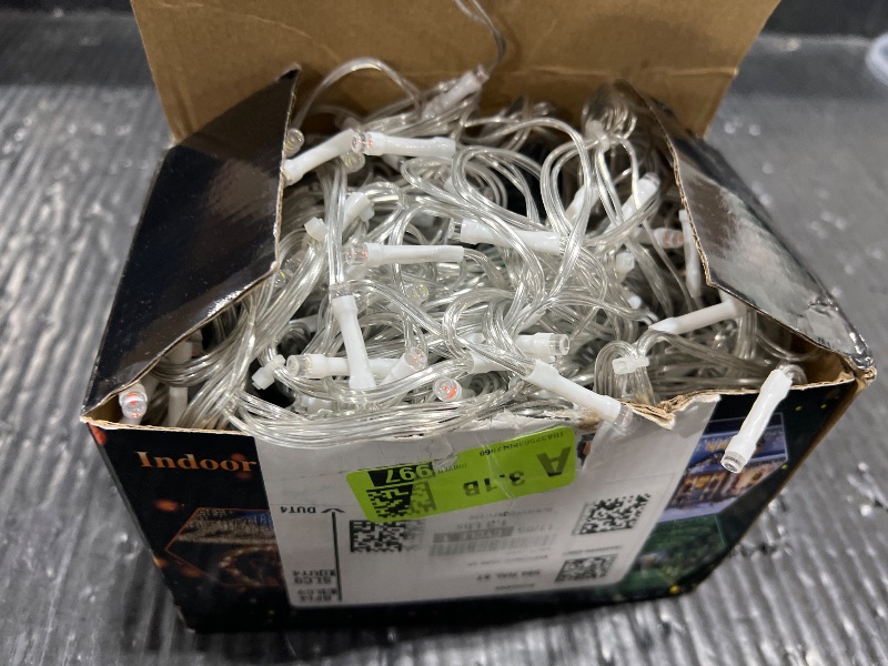 Photo 1 of 33ft Red and White Christmas Lights, 400 LED Icicle Lights for Outside, Clear Wire Connectable Twinkle Light with 8 Modes Timer Waterproof for House Window Party Tree Holiday Patio Yard Home Decor