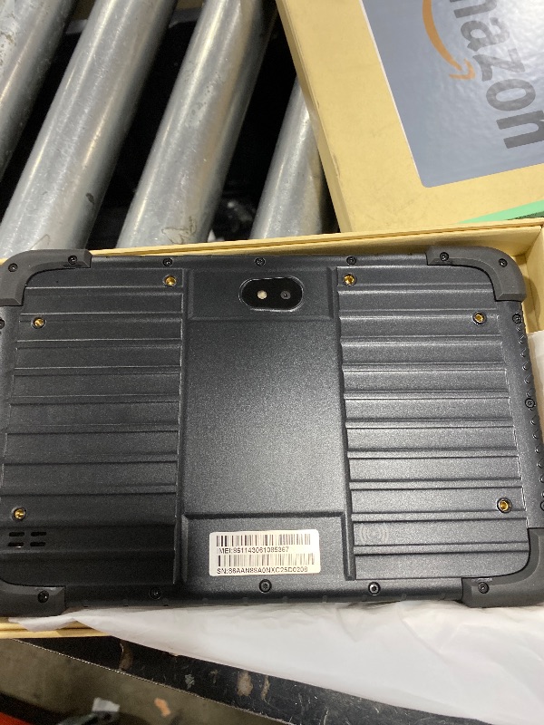Photo 4 of MUNBYN Rugged Tablet Scanner IRT01P, Android 14 Industrial Tablet, Equip with Zebra SE4710 Scanner, 8GB+128GB Barcode Tablet, 700nit IP67 Rugged Tablet, Rugged Enterprise Tablet with Barcode Scanner