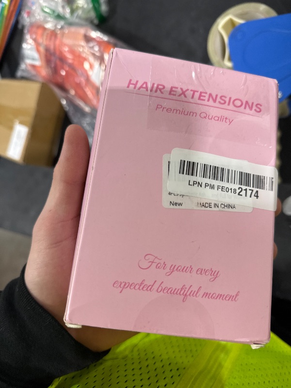 Photo 1 of 4PCS Synthetic Ash Blonde Highlighted Bleach Blonde Clip in Hair Extensions 20 Inch Long Wavy Synthetic Hair Extensions Thick and Full for Women