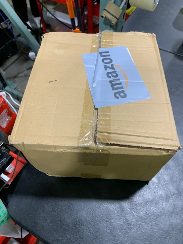 Photo 1 of 12 Pcs White Flameless Candles Flat Top LED Candles with Remote Timer, Pillar Flameless Candle Bulk Flickering Battery Operated Candle for Wedding Festival Outdoor Home Decor D 3'' H 4'' 5'' 6''