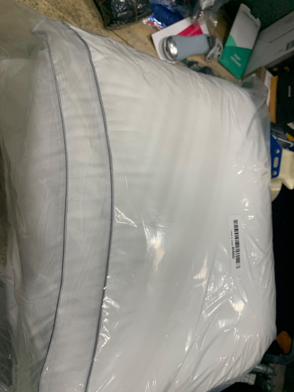 Photo 1 of ***ONLY 1 PILLOW (FOLDED IN HALF)*** ROUMEA Pillows King Size Set of 2, Gusseted Bed Pillows for Sleeping 2 Pack, Luxury Hotel Quality, Supportive King Pillow with Soft Down Alternative for Back Stomach Side Sleepers,Machine Washable