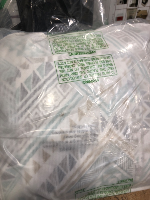 Photo 3 of SLEEPBELLA Comforter Queen Size, 600 Thread Count Golden Yellow & Dark Blue Bohemian Pattern Printed on White Reversible Comforter Sets,Down Alternative Bedding Set 3Pcs (Queen, Teal Geometric)