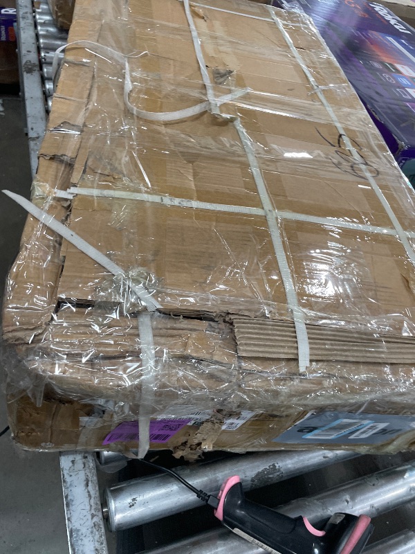 Photo 1 of ************FOR PARTS ONLY- MISSING PARTS****************
VEVOR Top Automotive Creeper, Engine Creeper 42.5"-64.8", 400 LBS Capacity High Top Creeper, 4 Swivel Caster Wheels, Padded Deck, Creeper for Home Garage, Workshop Repair Maintenance