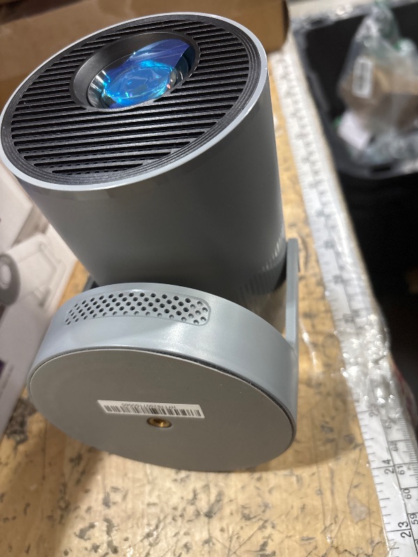 Photo 1 of ?Electric Focus?Magcubic Mini Projector 4K Support, Smart Projector with WiFi 6 and Bluetooth 5.4, 5W Soundbase Speaker, 180° Rotation, Portable Proyector for Home Theater