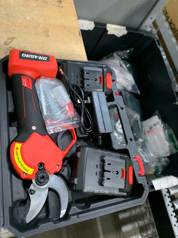 Photo 1 of ****FOR PARTS ONLY / NON-FUNCTIONAL / CAUTION OPENING BLADE IS UNCOVERED**** Dragro 2025 Upgraded Electric Pruning Shears Professional Cordless Electric Pruning Battery Powered, Tree Branch Pruner with 2 PCS Rechargeable 2 Ah Lithium Battery - 30mm (1.2in