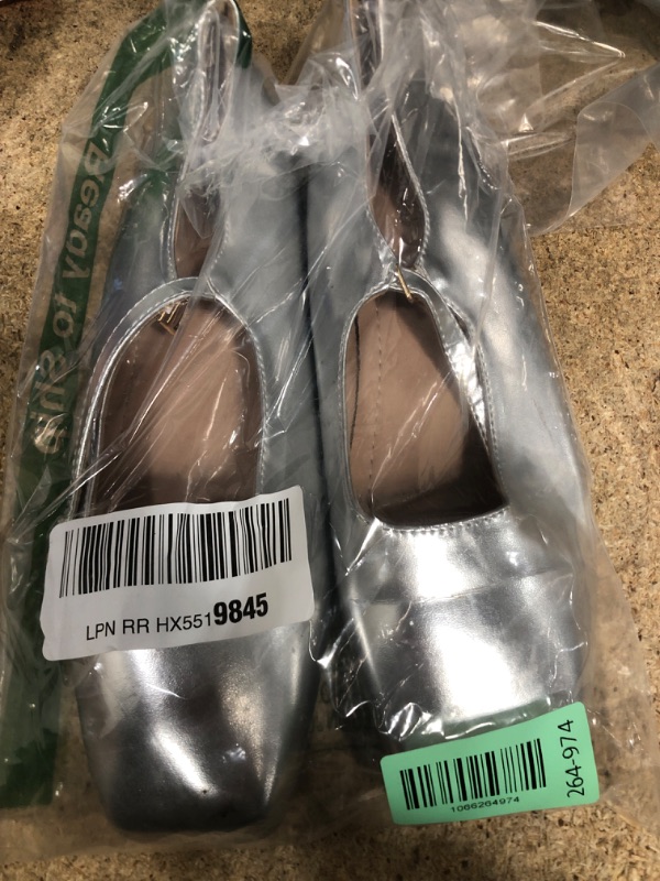 Photo 1 of *** SHOWS SIGNS OF USAGE/ SCUFFS *** Stunner Women's Mary Jane Flats Fashion Square Toe Soft Ballet Flats Comfort Leather Office Driving Flats Silver 42(9.5)