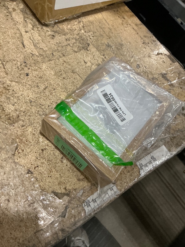 Photo 1 of ***One corner damaged********gifthub Shadow Box Frame, Multi-Size Wooden Photo Frame for Dried Flower, Rectangular Glass Display Case for Flora Ticket Crafts, Desktop Decoration Accessories(Wood,4 x 6 inch)