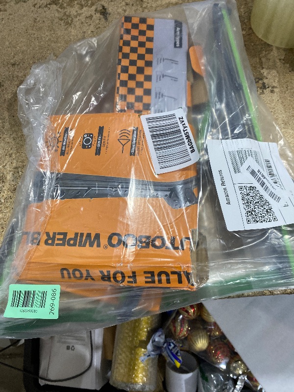 Photo 1 of ***UNKNOWN MISSING PIECES/ DAMAGES*** AUTOBOO 26"+17" Windshield Wipers with 14" Rear Wiper Blade Replacement for Subaru Forester 2019 2020 2021 2022 2023 2024 -Original Factory Quality (Pack of 3)