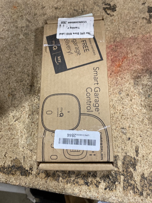 Photo 1 of **ISSUES WITH APP / POSSIBLY FOR PARTS*** CHAMBERLAIN Smart Garage Control - Wireless Garage Hub and Sensor with Wifi & Bluetooth - Smartphone Controlled, myQ-G0401-ES, White