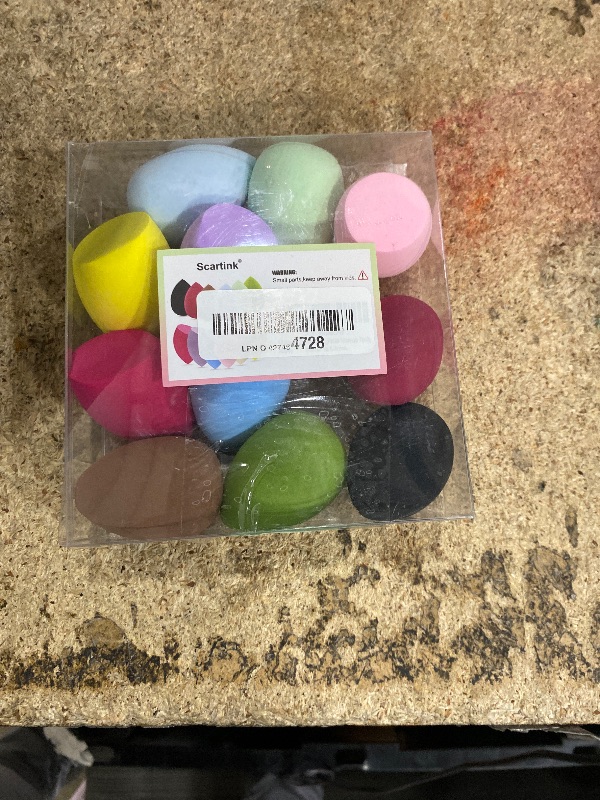 Photo 1 of 12 Pieces Professional Makeup Sponge Set,Latex Free Flawless Soft Setting Face Puffs,Multicolor Beauty Sponge Blender Cosmetic Applicator for Powder,Liquid,Facial Makeup Tools