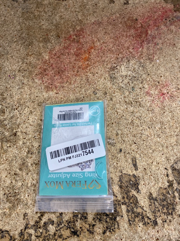 Photo 2 of Invisible Ring Size Adjuster for Loose Rings Ring Adjuster Sizer Fit Any Rings Ring Guard Spacer (Clip-ON, 8 PCS)