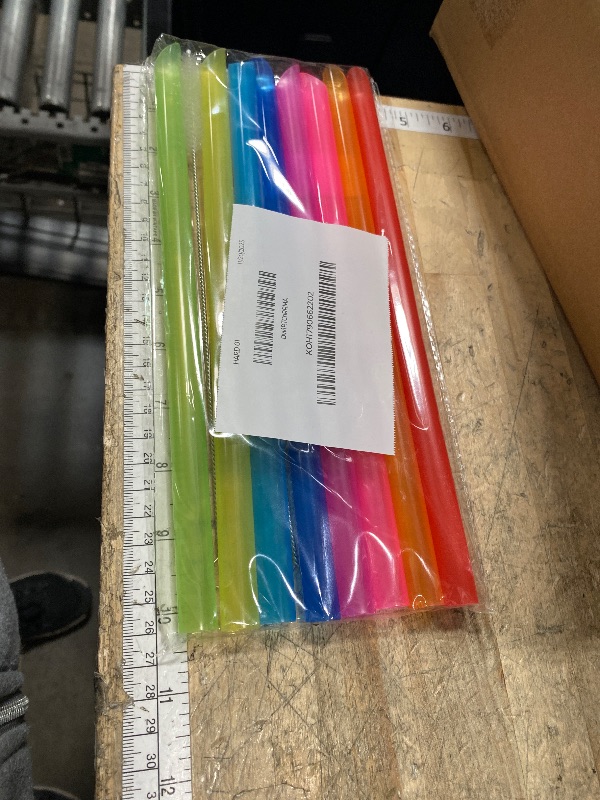 Photo 1 of [Angled Tips] 8 Pcs Reusable Boba Straws & Smoothie Straws - Multi Colors Jumbo Wide Reusable Straw, BPA FREE Food-Grade Plastic Straw for Bubble Tea(Tapioca, Boba Pearls), Milkshakes with 2 Brushes