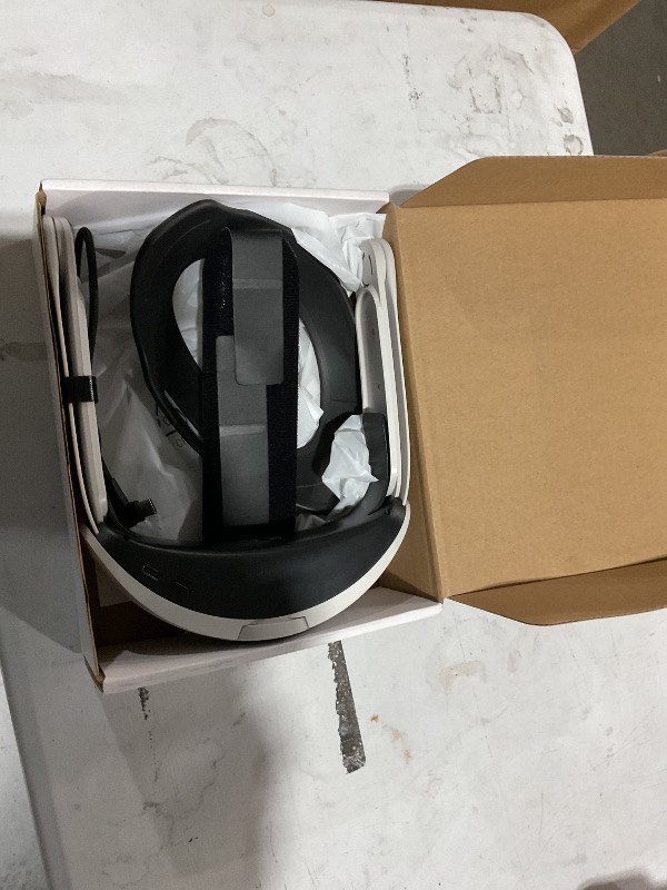 Photo 1 of ***PARTS ONLY MISSING FRONT HALF***KIWI design H4 Boost Comfort Battery Head Strap Accessories for Meta/Oculus Quest 3/3S, Dual Fast Charge The VR Headset and Battery Strap in 2.5h, Halo Strap Reduce Facial Pressure, Not for Quest 2