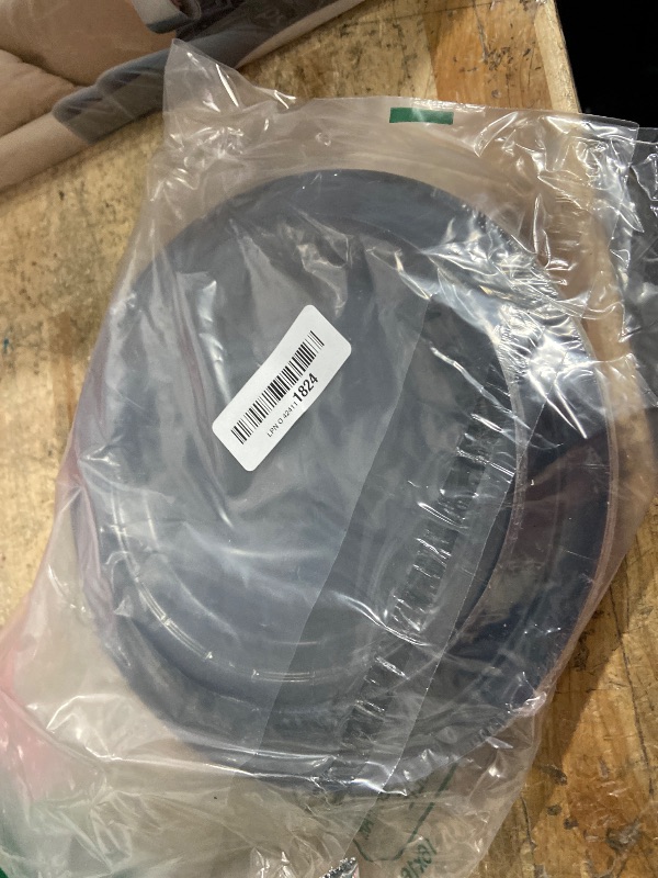 Photo 1 of 40Pcs Disposable Paper Plates Black,Including 20pcs 9" and 20pcs 7" Plates,Strong and Sturdy Disposable Plates for Party, Dinner, Holiday, Picnic,Birthday Party, Dinner Table, Wedding