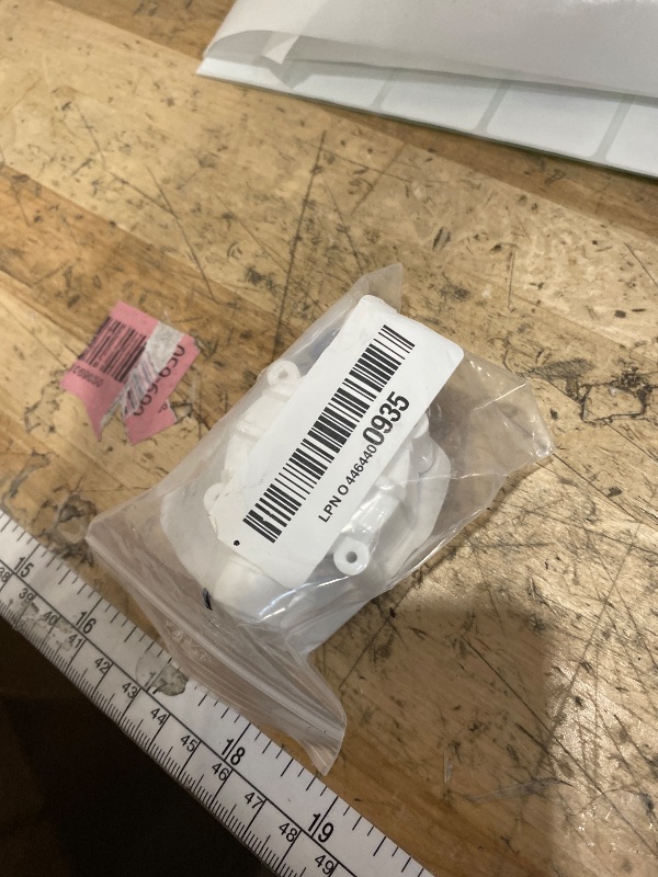 Photo 1 of 1/4" Tube 4 Way Port Auto Shut Off Valve Quick-Connect Water Systems 1/4" Automatic Shut Off Valve for RO Reverse Osmosis Water Filter System [FDXGYH]