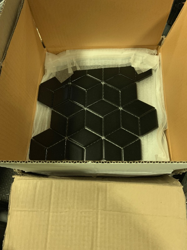 Photo 1 of 10 sheets Hexagon backsplash tile BLK