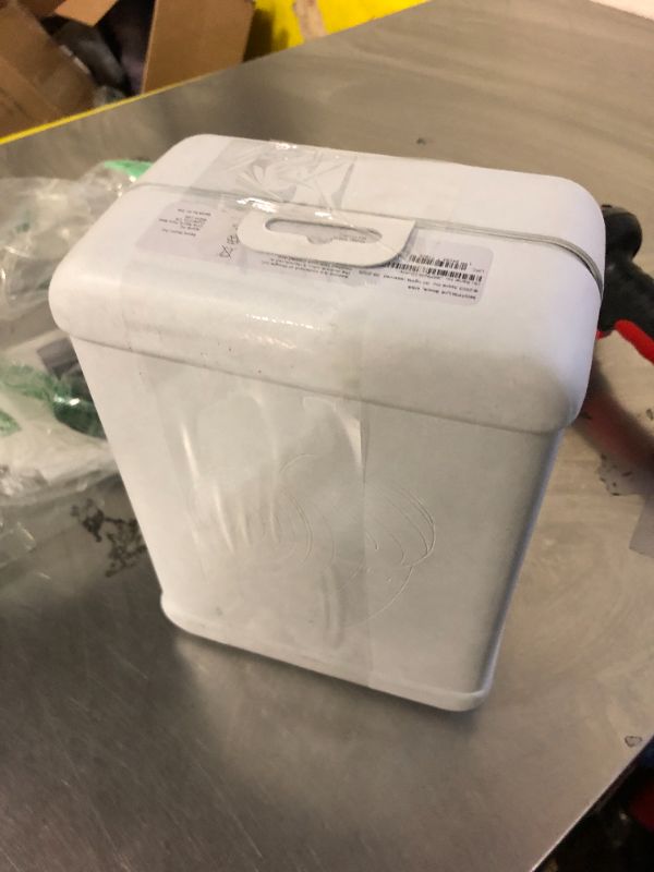 Photo 1 of *BROKEN, SEE PHOTOS** Beats Studio Pro - Premium Wireless Over-Ear Headphones- Up to 40-Hour Battery Life, Active Noise Cancelling, USB-C Lossless Audio, Apple & Android Compatible - Black