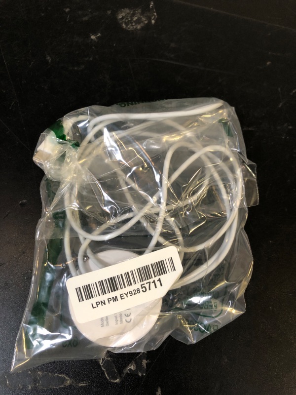 Photo 1 of [Apple MFi Certified]Magnetic Wireless Charger Apple Mag Safe Charger,15W 6FT Fast Wireless Charging Pad for Apple iPhone 16 Pro Max/16 Pro/16 Plus/15 Pro Max/14/13/12/AirPods3/2/Pro/Pro2,Charging Pad