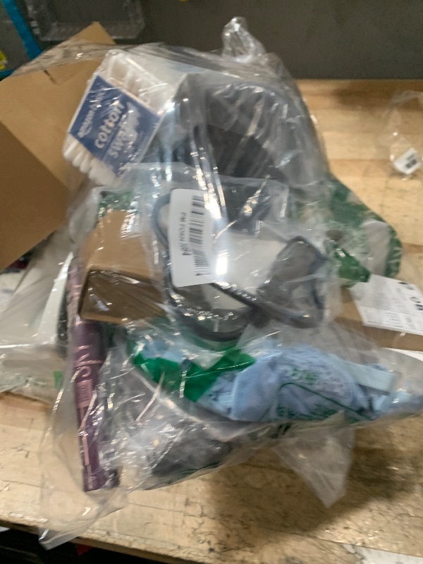 Photo 1 of ** SOLD AS IS BUNDLE OF MISCELLANEOUS AND SORTED GOODS **