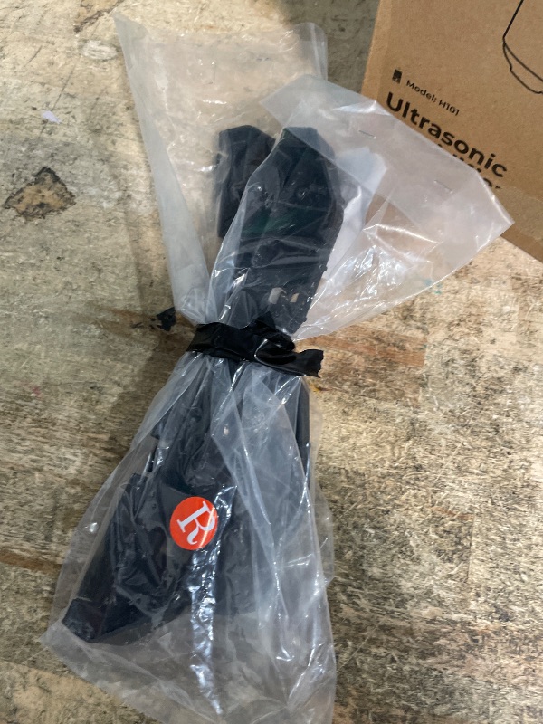 Photo 1 of 1 Pair Left and Right Side Front Bumper Bracket Bumper Retainer Support - Compatible for Toyota Corolla CE, LE, S, STD, XR, XRS|4 Cyl 1.8L 2003-200 - Replace Part 5215502070, 5215602070