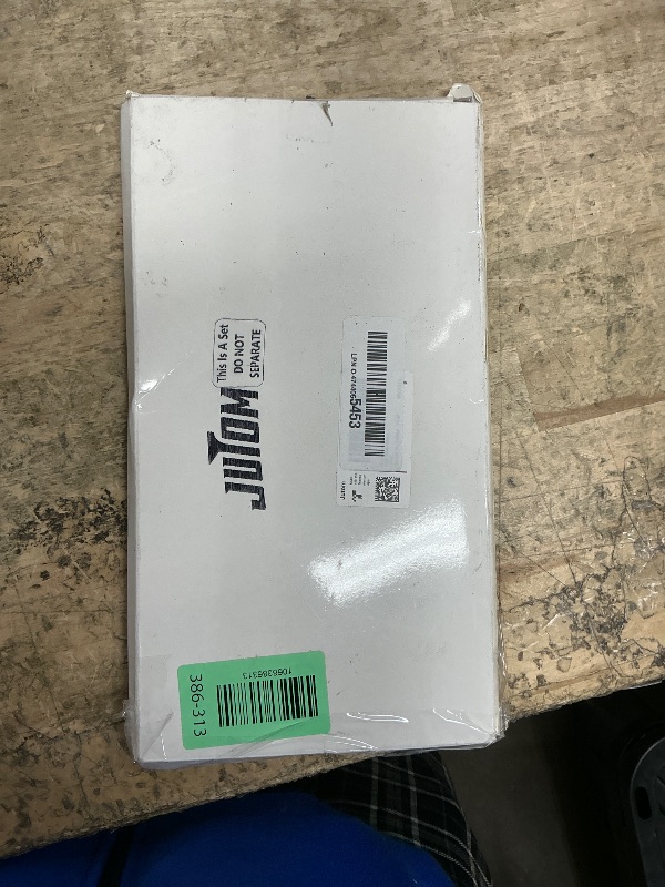 Photo 1 of 18 Pcs Mardi Gras Feathers for Crafts 10-12 Inches Natural Green Gold Purple Feathers Bulk for DIY Craft Carnival Costume Mardi Gras Party Decorations(Pure Gold, Purple, Green)