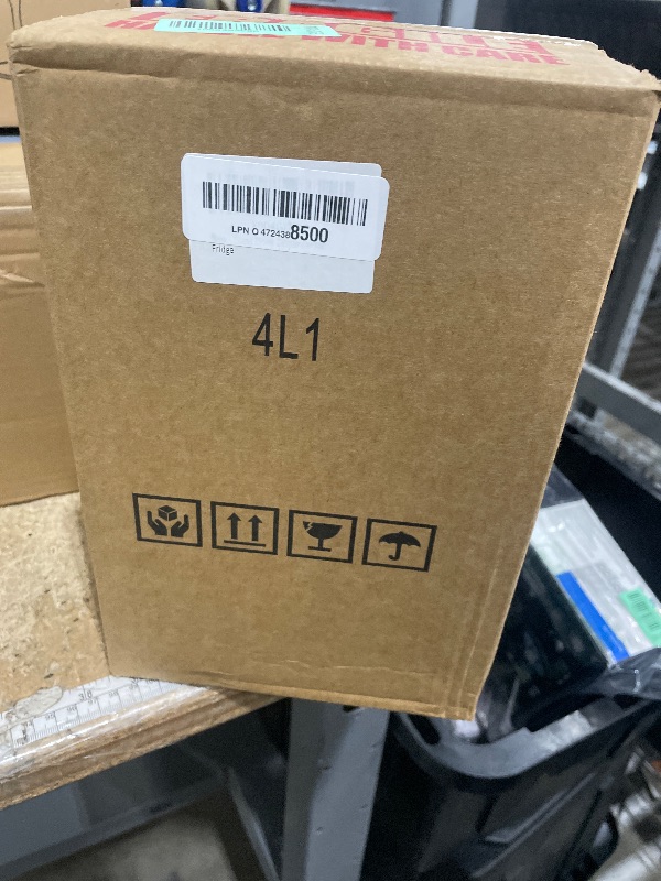 Photo 1 of 1 Gallon Glass Beverage Dispenser with Lid, Stainless Steel Spigot, Glass Drink Dispensers for Parties, Lemonade Dispenser With Ice Cylinder for Weddings, Party,Sun Tea Jar, Water Juice Dispensers