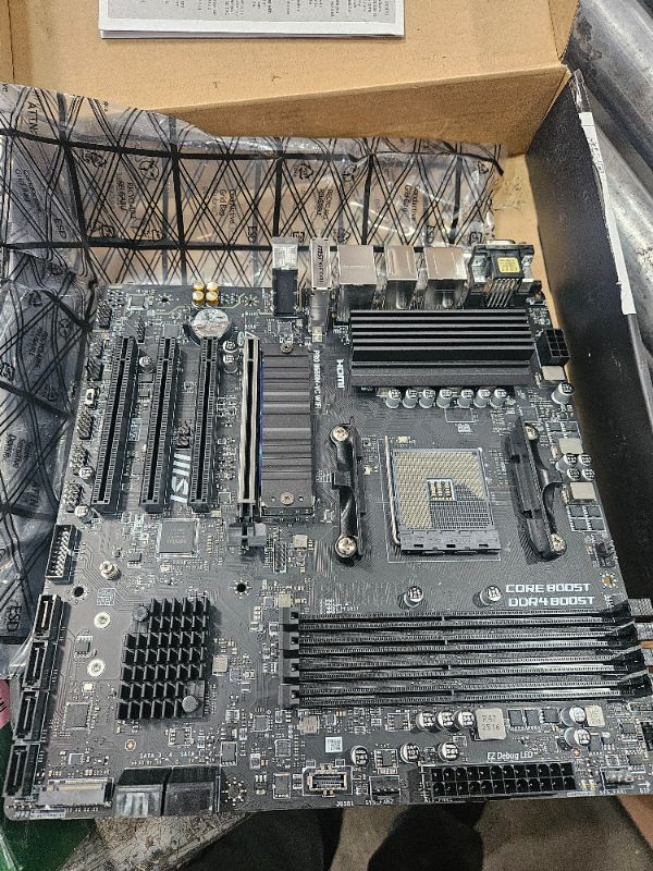 Photo 1 of *** PARTS ONLY *** MSI PRO B550M-VC WiFi ProSeries Motherboard (AMD Ryzen 5000 Series, AM4, DDR4, PCIe 4.0, SATA 6Gb/s, M.2, USB 3.2 Gen 2, HDMI/DP, Wi-Fi 6E, Bluetooth 5.2, mATX)