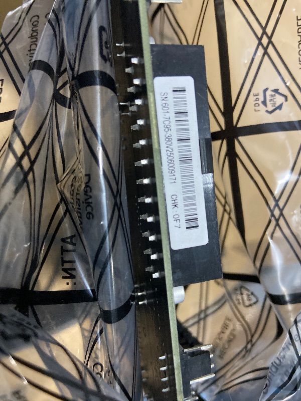 Photo 1 of *** PARTS ONLY *** MSI PRO B550M-VC WiFi ProSeries Motherboard (AMD Ryzen 5000 Series, AM4, DDR4, PCIe 4.0, SATA 6Gb/s, M.2, USB 3.2 Gen 2, HDMI/DP, Wi-Fi 6E, Bluetooth 5.2, mATX)