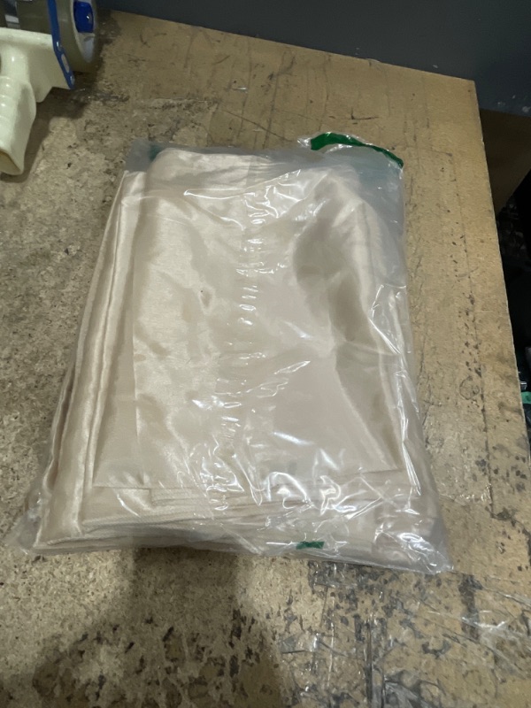 Photo 1 of 10-Pack Satin Table Runner Champagne 12 x 108 inches Long, Table Runners for Wedding, Birthday Parties, Banquets Decorations?10 Pack, 12x108 Inch, Champagne