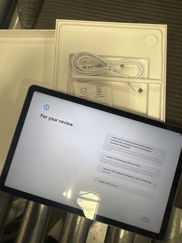 Photo 1 of ************TABLET IS LOCKED BY PREVIOUS OWNER*************
Samsung Galaxy Tab S10 Lite, 8GB RAM, 256GB, 2TB Expand, Long Battery Life, 10.9” LCD, S Pen for Note-Taking, Exynos 1380, Circle to Search, AI Tools, Gray
