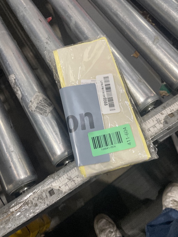 Photo 1 of 100 Pcs 1.5 inch Clear Epoxy Stickers Round Adhesive Epoxy Resin Domes Seals Stickers for Bottle Cap Pendants or DIY Crafts Valentine's Day Valentine's Day Holiday Project