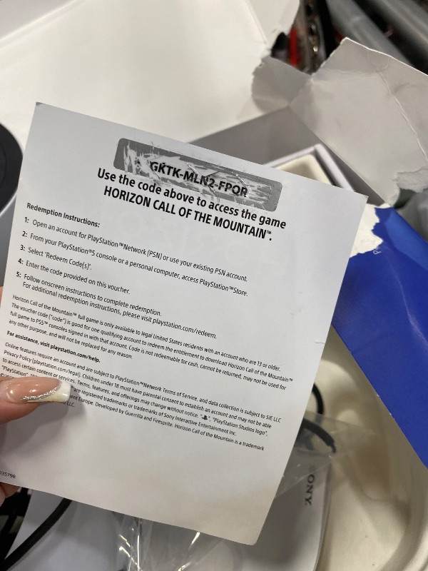 Photo 1 of ***SEE NOTES***PlayStation VR2 Horizon Call of The Mountain™ Bundle (PSVR2)