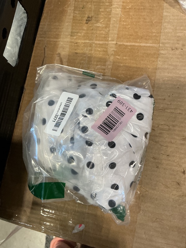 Photo 1 of *PARTIAL SET - See Clerk Notes*
SANTINY Women's Rash Guard UPF50+ SPF Long Sleeve Swimsuits Top Sun Protection Swim Shirts for Woman with Zip (Black Dot_L)