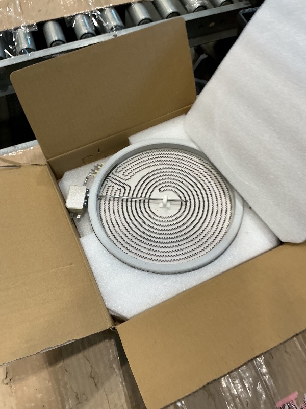 Photo 1 of *UNTESTED*
OEM 316555800 W10823692 9"/6" Dual Radiant Surface Element Compatible with Frigidaire Kenmore Whirlpool Range.Replaces DG47-00022A 316224300, 316418400, 316418401, 318198932, WPW10275049, W10173896