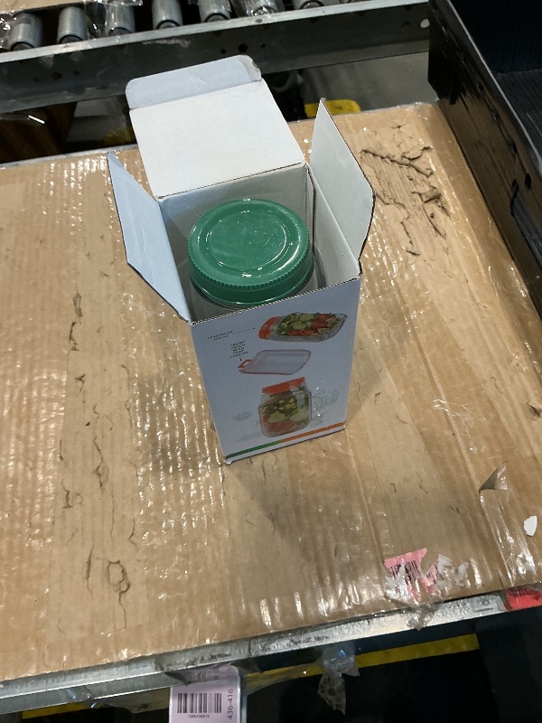 Photo 1 of *MINOR DAMAGE - USED*
Daursul Salad Jar With Side Opening With Leakproof Dressing Compartment,Portable Food Storage for Meal Prep,Travel,Outdoor Dining (1)