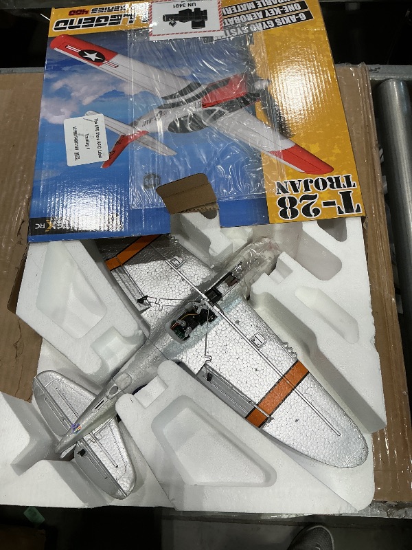 View 2 of ****Damaged nose***VOLANTEXRC RC Plane for Beginners, 4CH WWII Warbird P-47 Thunderbolt with Aileron, 2.4Ghz RC Airplane with Xpilot Self Righting & One Key Aerobatic, Gifts for Adults (761-16 RTF)