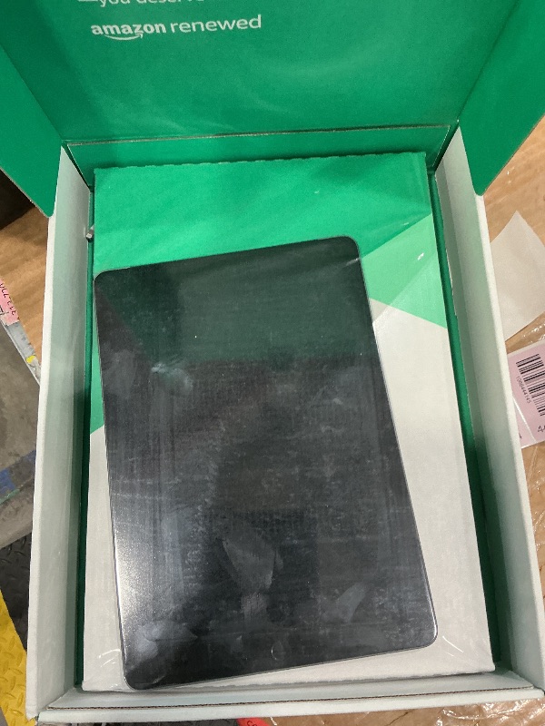 Photo 1 of ** SERIAL MCW57931WT**  It turns on, but it doesn't charge. ** Apple 2021 iPad 9th Gen (10.2 inch, Wi-Fi + Cellular, 64GB) Space Gray (Renewed Premium)