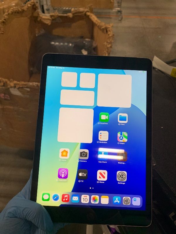 Photo 1 of ** SERIAL MCW57931WT**  It turns on, but it doesn't charge. ** Apple 2021 iPad 9th Gen (10.2 inch, Wi-Fi + Cellular, 64GB) Space Gray (Renewed Premium)